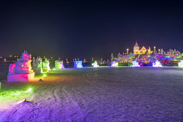 雪雕夜景