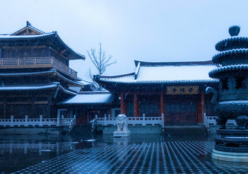 雪中的杭州的香積寺