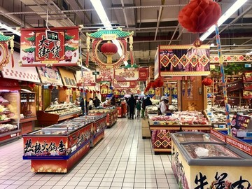 過(guò)年超市陳列