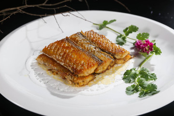 油煎風(fēng)帶魚
