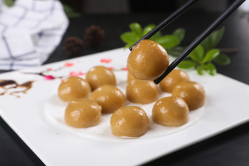 灰汁團(tuán)