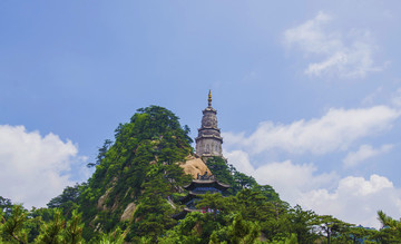 千山彌勒寶塔彌勒寶殿與山峰