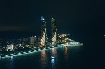 世茂海峽大廈夜景