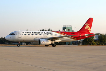 深圳航空飛機(jī)