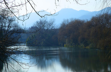 水墨山水畫(huà)