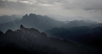 大山云霧