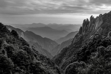 層巒疊嶂