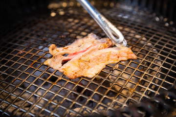 日式炭火燒肉