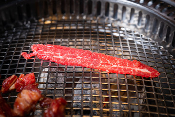 日式炭火燒肉