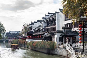 南京秦淮河畔的中式建筑