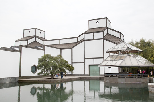 白色建筑