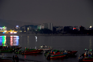 較場尾海邊夜色