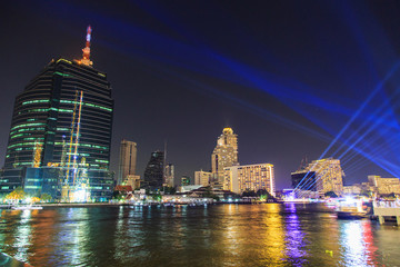 泰國湄南河夜景