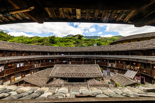 中國(guó)福建初溪客家土樓群