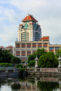 中國廈門大學(xué)