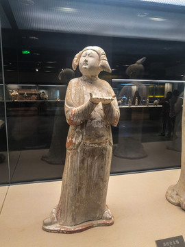 唐代仕女俑