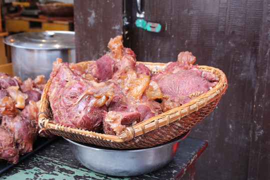 鹵牛肉