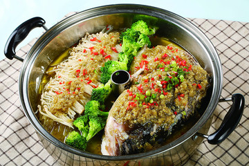 汽鍋大魚(yú)頭