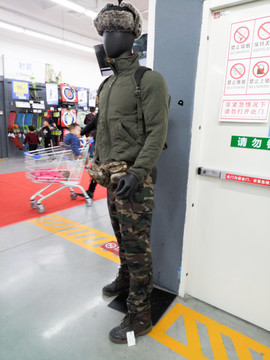 黑色男模模型