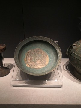 銅盆
