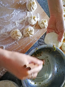 包包子