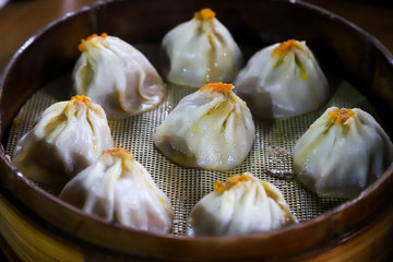 蟹黃小籠包