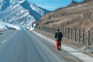 雪山公路