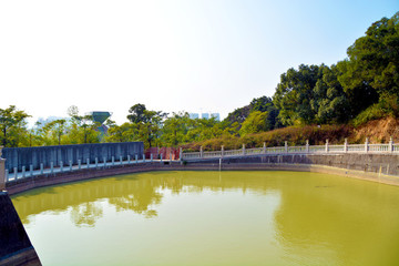 湖畔風(fēng)景