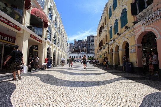 新馬路