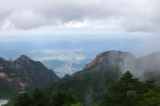 黃山遠(yuǎn)望