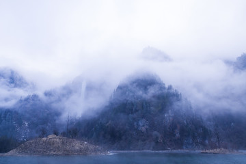畢棚溝龍王海
