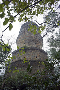 象鼻山普賢塔