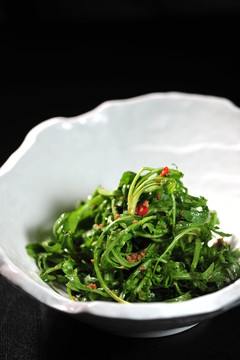 涼拌茼蒿