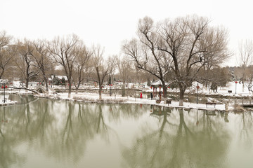 水墨園林雪景