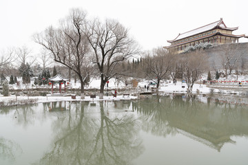 水墨園林雪景