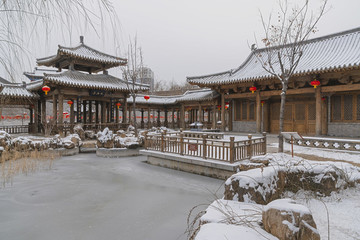 古典園林建筑雪景