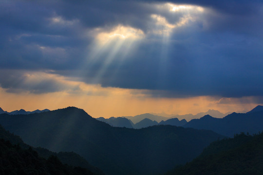 廣東第一峰
