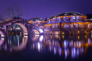 烏鎮(zhèn)夜景倒影