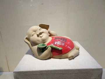 招財(cái)豬