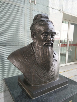 人物雕像