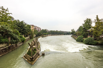 郫縣三道堰河流河堰