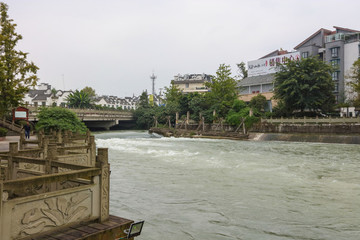 郫縣三道堰河流河堰