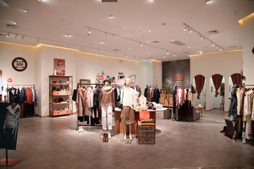 女裝專(zhuān)賣(mài)店