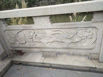 花紋雕