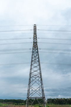 高壓線電線桿