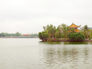 雷州西湖風景