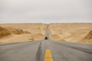 沙漠公路