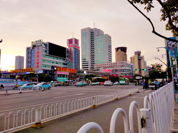 昆明火車站建筑風(fēng)景