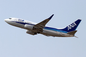 日本全日空航空飛機起飛
