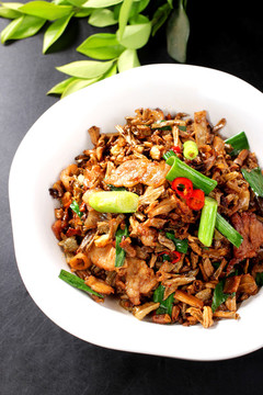 壇子菜炒肉
